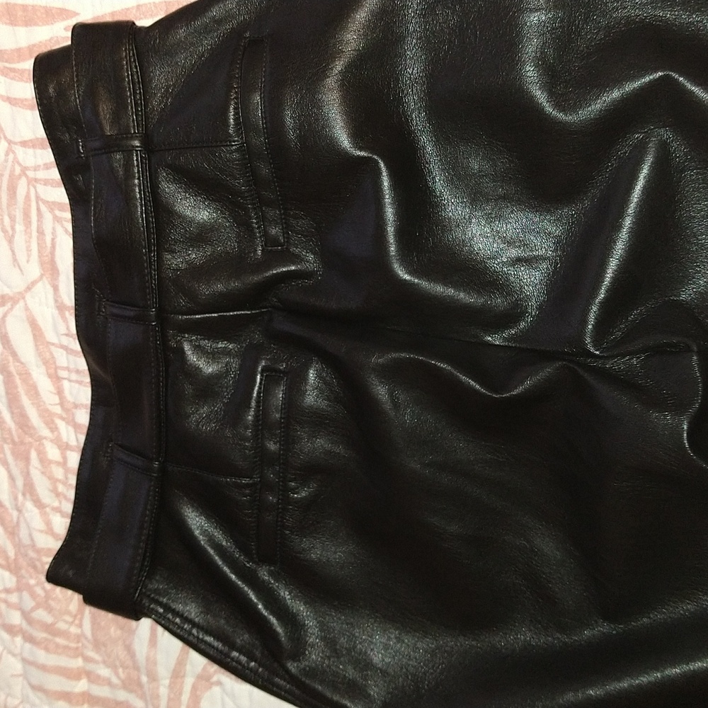 SALE 🚨Babaton Vegan leather belted Pant - Picture 6 of 7